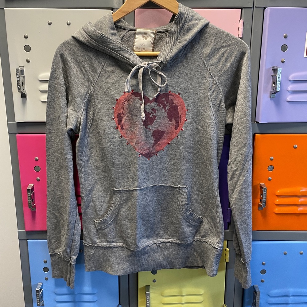Quesowhat.com  Gray Graphic Long Sleeve Hoodie, L